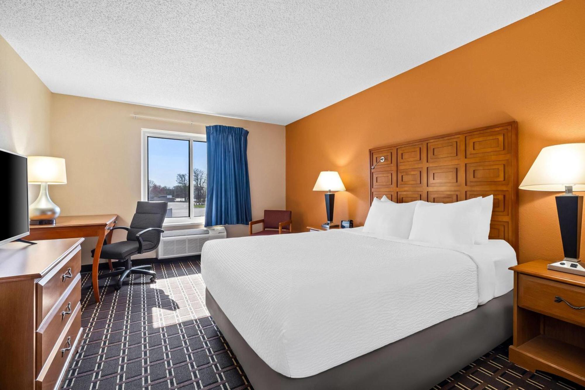 Days Inn By Wyndham Black River Falls - Access To Atv Trail Exteriör bild