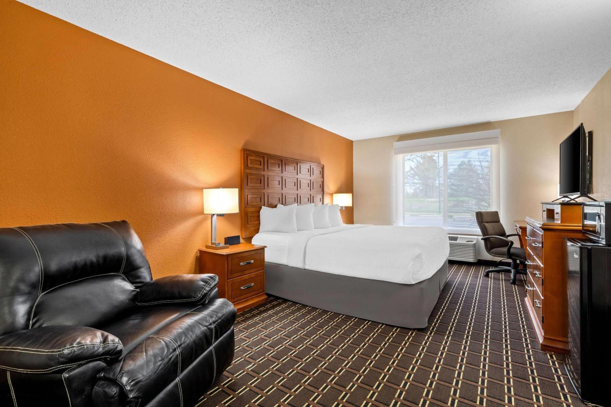 Days Inn By Wyndham Black River Falls - Access To Atv Trail Exteriör bild