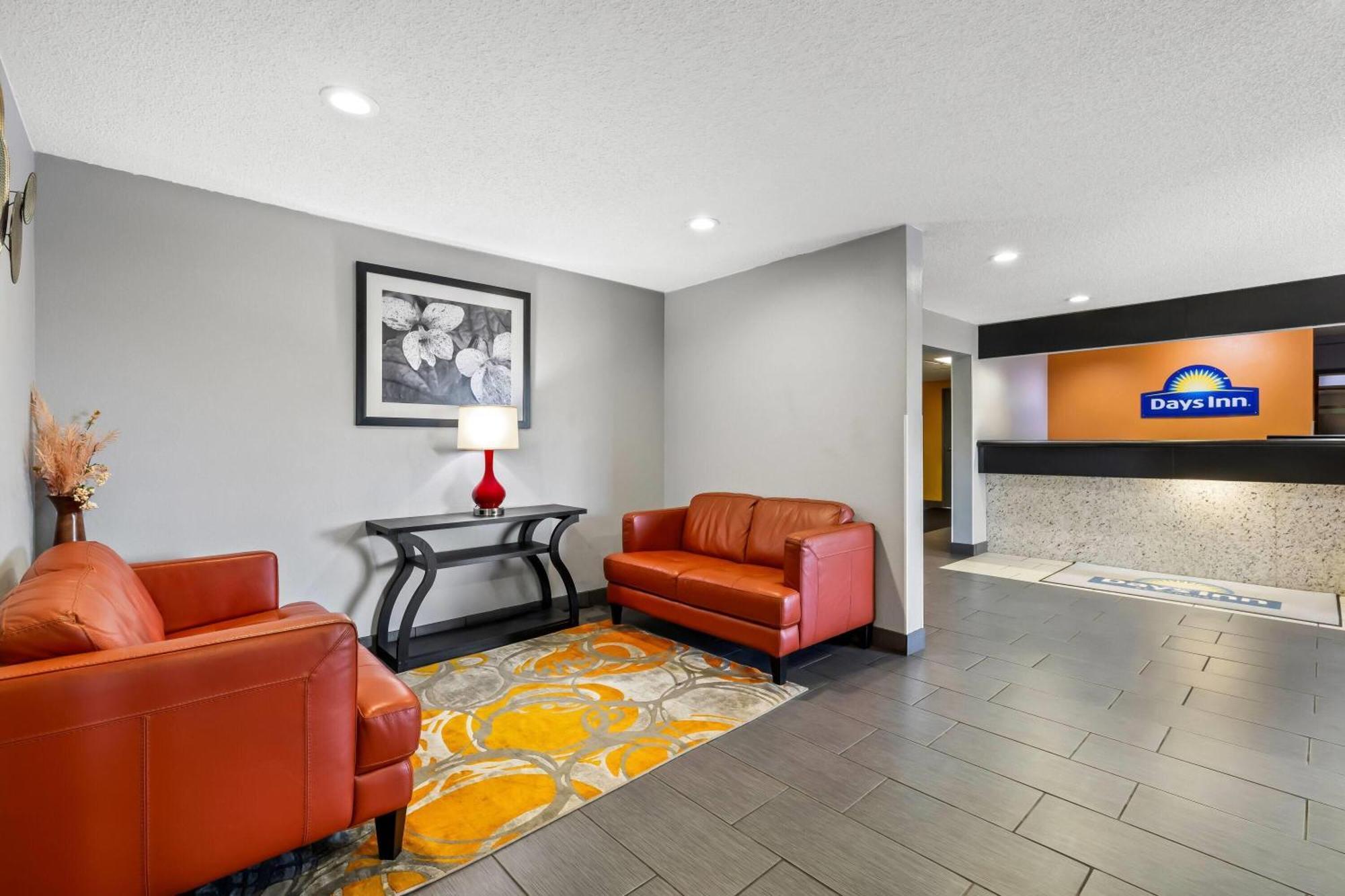 Days Inn By Wyndham Black River Falls - Access To Atv Trail Exteriör bild
